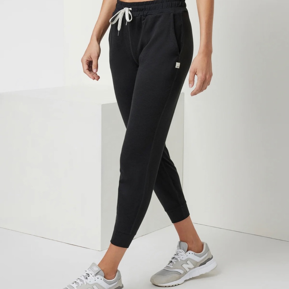Vuori joggers